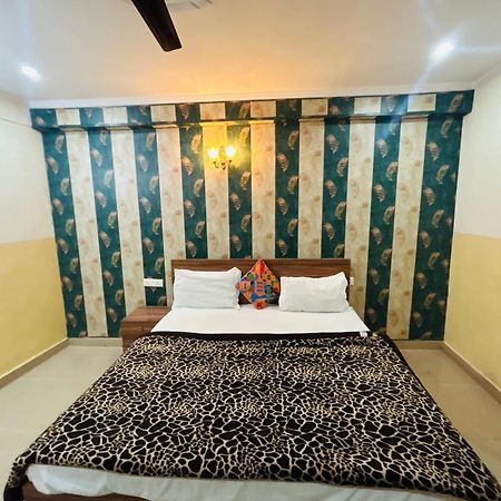 Sainik Guest House 500Mtr From Medanta Hospital Lucknow Exterior foto