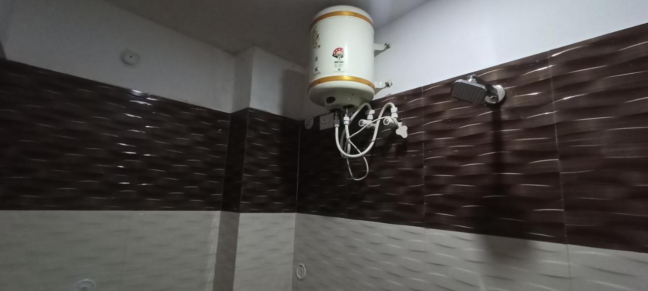 Sainik Guest House 500Mtr From Medanta Hospital Lucknow Exterior foto
